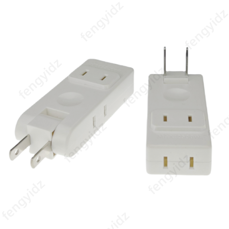Gniazdo elektryczne 4 w 1 USA  – Travel Accessories Canada recenzja i cena