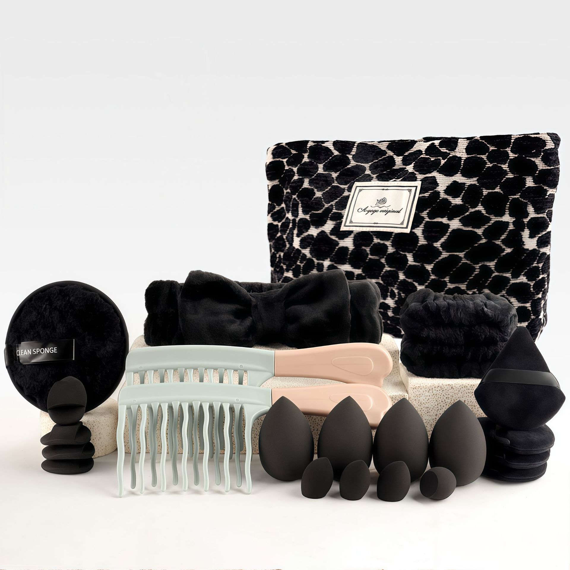 Zestaw Pędzli do Makijażu Eleg – Travel Accessories Set recenzja i cena