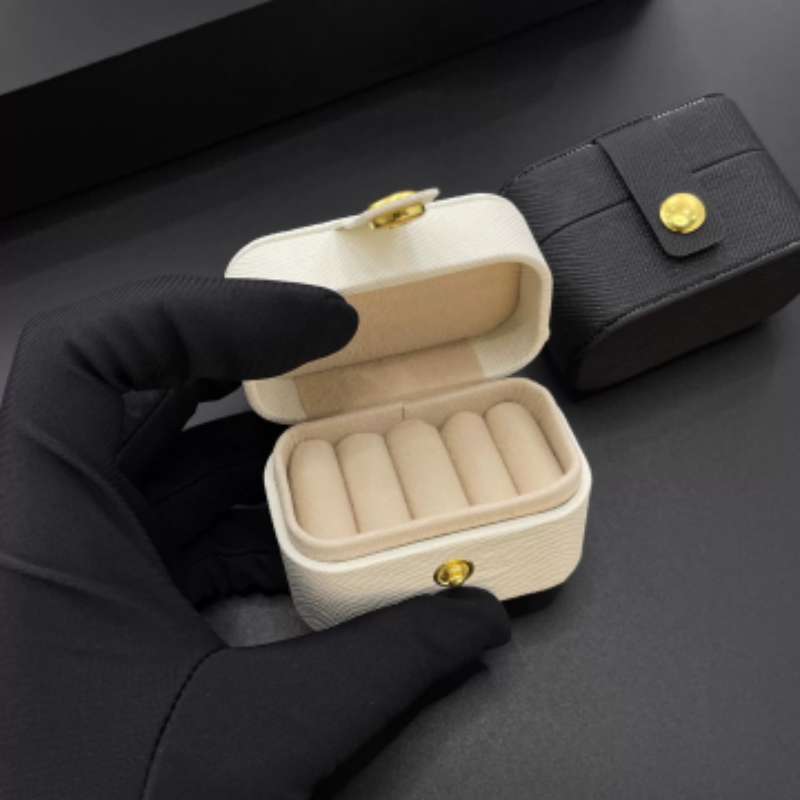 Skórzane przenośne pudełko na  – Accessories Travel Jewelry Box recenzja i cena