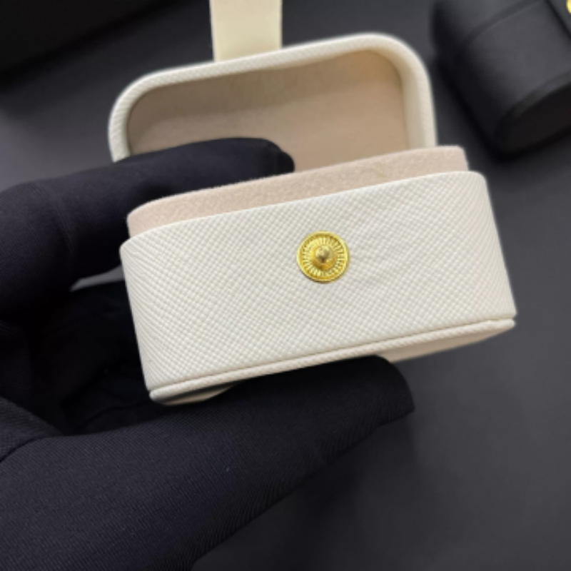 Skórzane przenośne pudełko na  – Accessories Travel Jewelry Box recenzja i cena