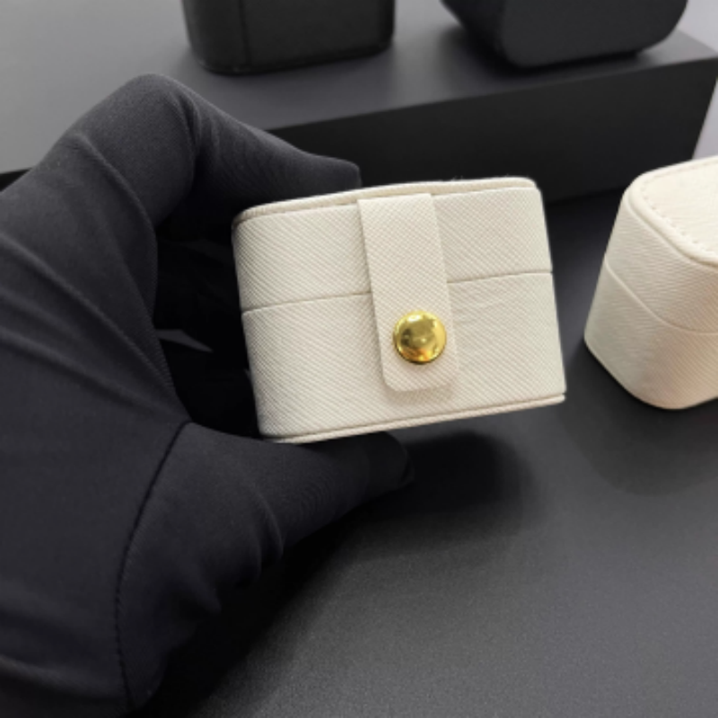 Skórzane przenośne pudełko na  – Accessories Travel Jewelry Box recenzja i cena